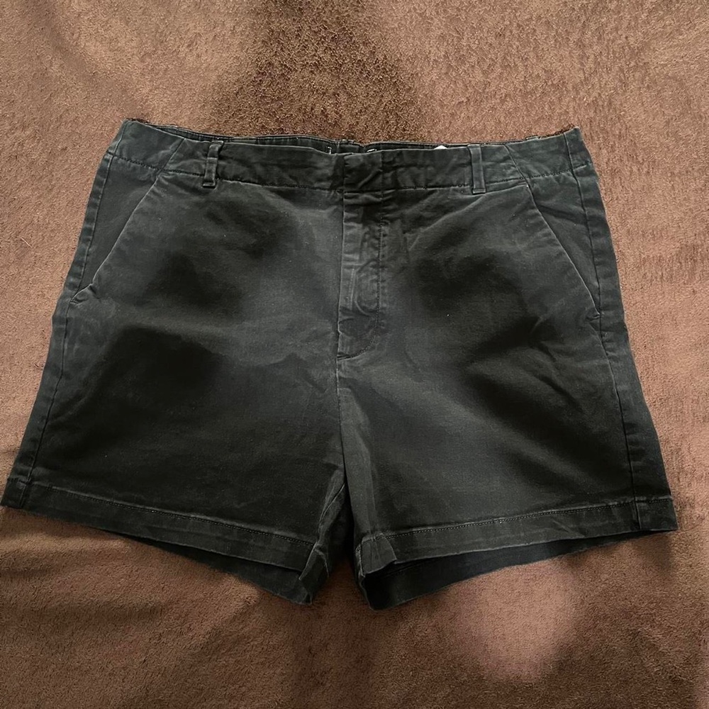 Banana Republic Women’s Size 14 Black High Rise Chino Shorts